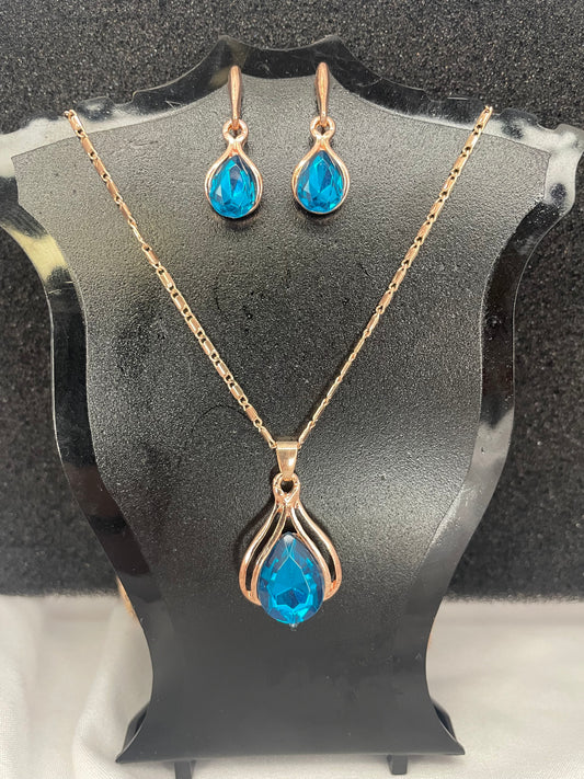 Azure Splendor Diamond Earing And Necklace Set